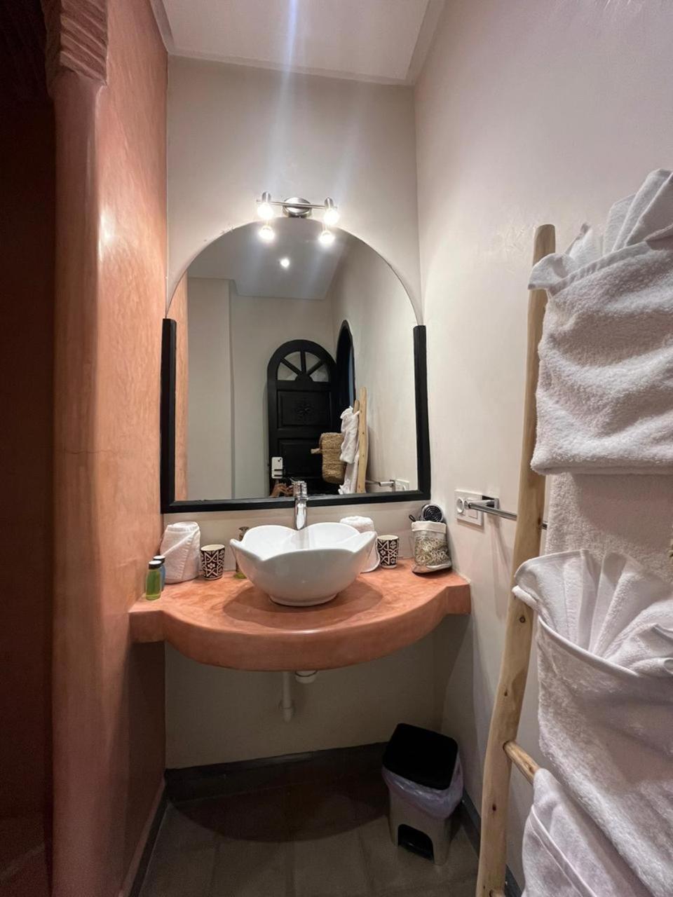 Riad Come & Va Marrakesh Exterior photo